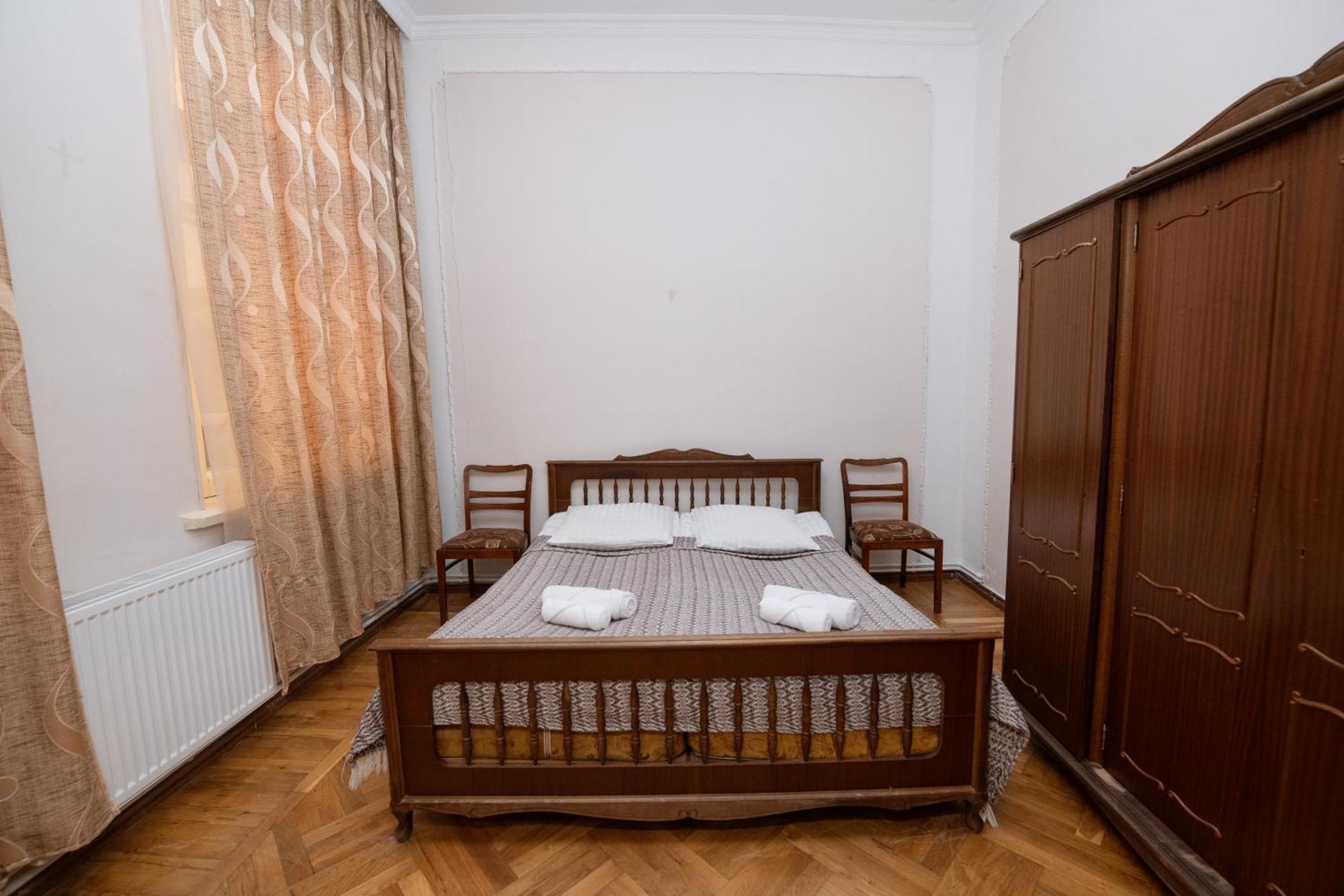 Anna'S Guest House Gori Luaran gambar